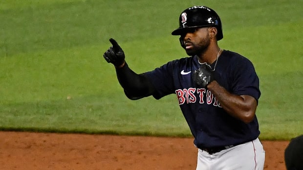 The Phillies and Cubs are reportedly among the teams interested in Jackie Bradley Jr.