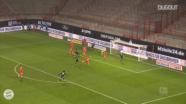Lewandowski salvages point vs Union Berlin