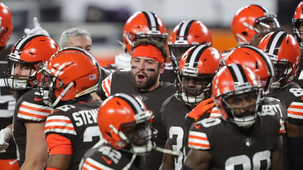 Browns quarterback Baker Mayfield (6) gets his team fired up before an NFL football game against the Baltimore Ravens, Monday, Dec. 14, 2020, in Cleveland, Ohio.