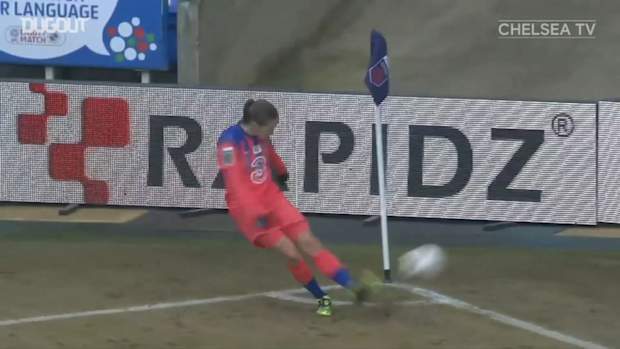 Fran Kirby heads home fourth goal vs Reading