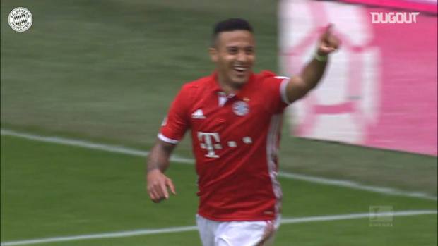 Robert Lewandowski’s backheel assist for Thiago vs Augsburg