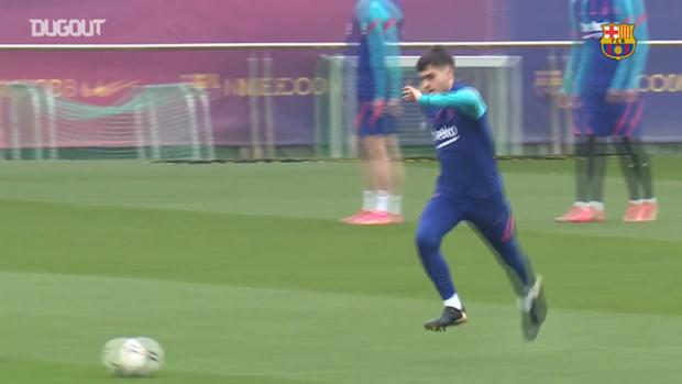 Barcelona's last training session before facing Sevilla