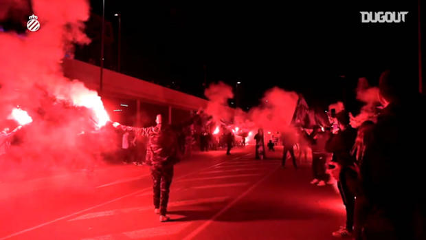RCD Espanyol fans welcome their team