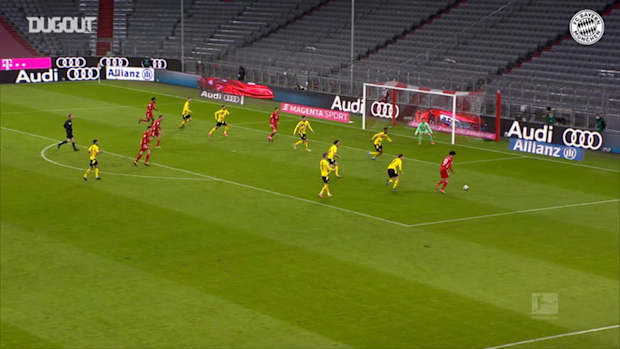 Lewandowski's stunning hat-trick defeats Dortmund