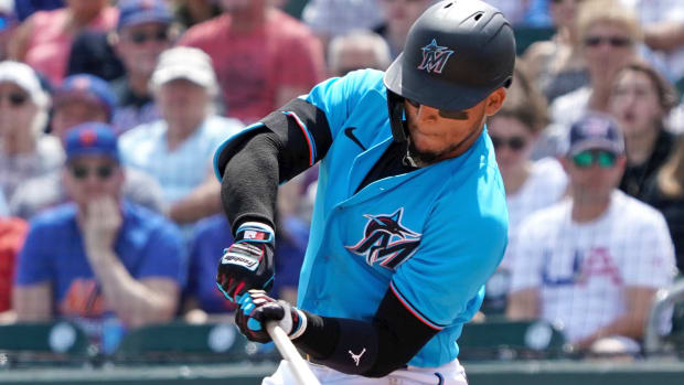 Marlins thumb