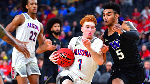 Nico Mannion #10_03112020