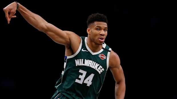 giannis-bucks-tiktok