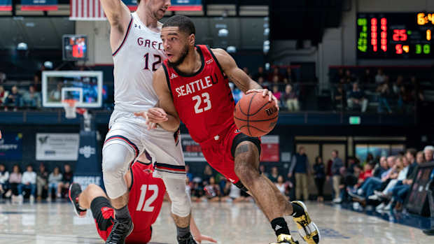 Terrell Brown_Neville E Guard