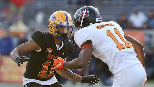 Antonio Gandy-Golden Low © Chuck Cook-USA TODAY Sports