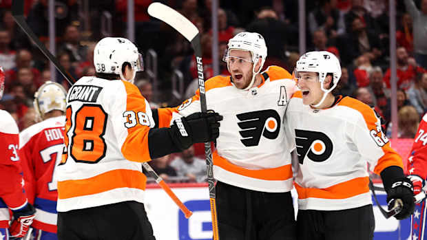 kevin-hayes-flyers