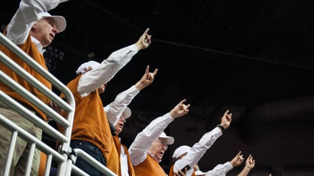 Texas Fan Broll 78