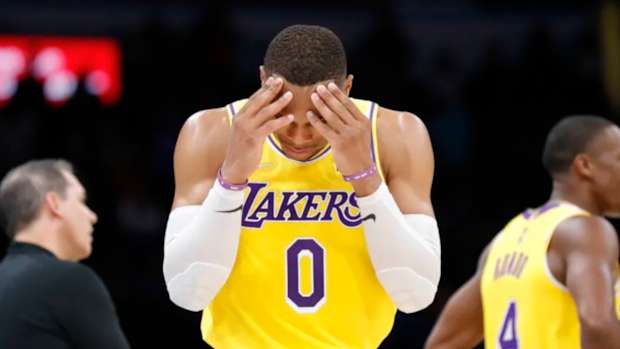 russell westbrook usa today headache