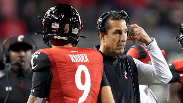 Luke Fickell, Desmond Ridder
