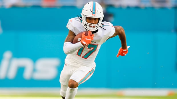 Dolphins' Jaylen Waddle