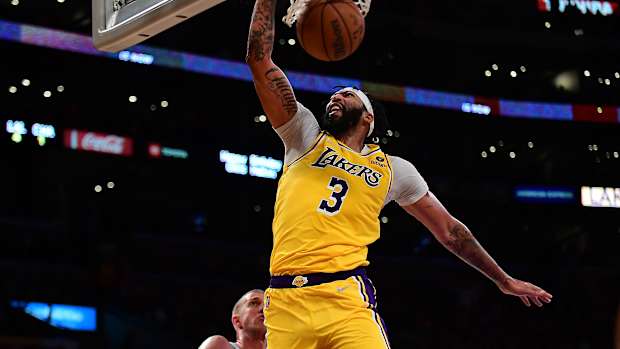 anthony davis dunk usa today 11-8