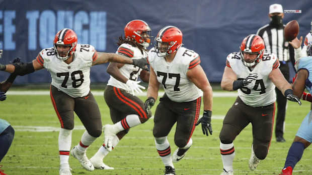 Recent Extensions Cement Cleveland Browns Commitment To Offensive Philosophy
