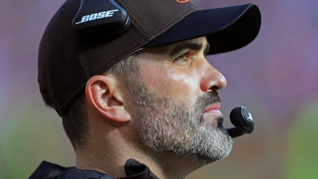 Cleveland Browns head coach Kevin Stefanski works the sideline during the second half of an NFL football game against the Pittsburgh Steelers, Sunday, Oct. 31, 2021, in Cleveland, Ohio. Stefanski1031