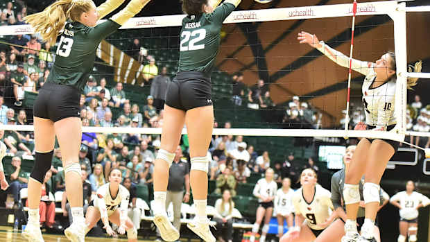 womens volleyball
