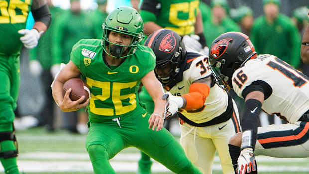 travis-dye-vs-oregon-state-2019