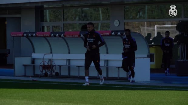 Red light, green light... behind the scenes in Real Madrid training