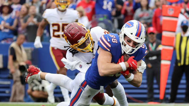 Dawson Knox (88) is having a breakout year for the Bills.