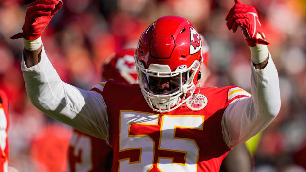 Dec 12, 2021; Kansas City, Missouri, USA; Kansas City Chiefs defensive end Frank Clark (55) rallies the crowd during the first quarter against the Las Vegas Raiders at GEHA Field at Arrowhead Stadium. Mandatory Credit: Jay Biggerstaff-USA TODAY Sports