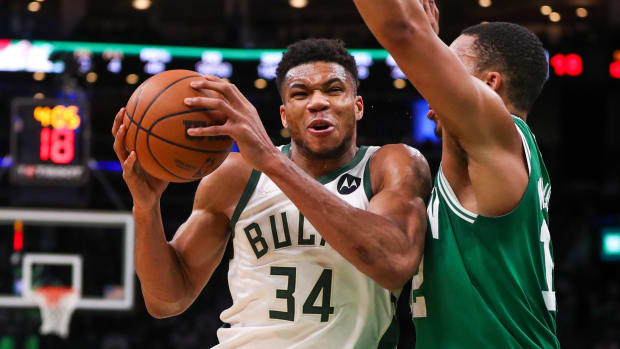 giannis bucks