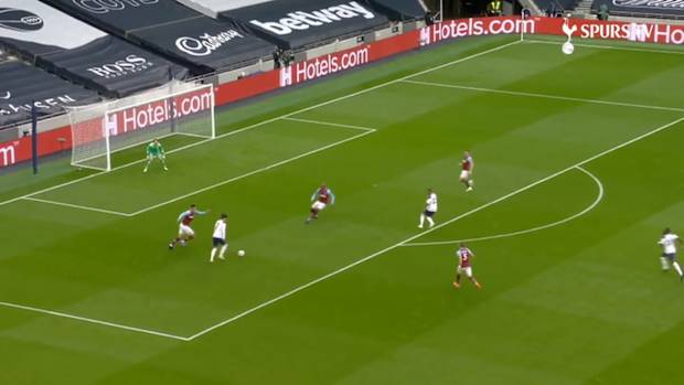Son and Kane link-up for goal vs West Ham