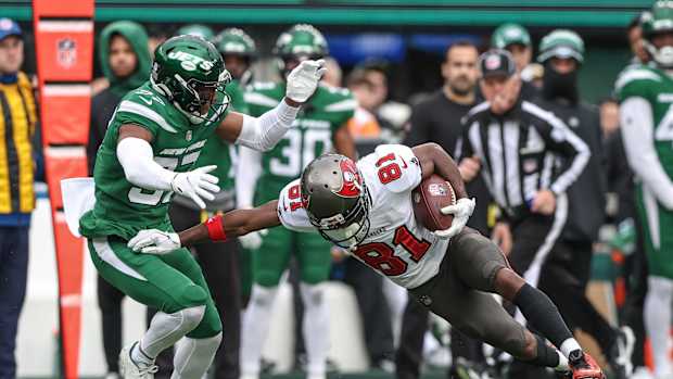 Antonio Brown buccaneers jets
