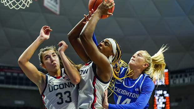 UCONN WOMEN