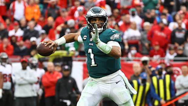 Jalen Hurts playing vs. the Buccaneers.