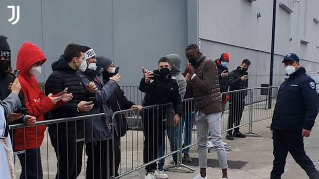 Denis Zakaria arrives at J Medical