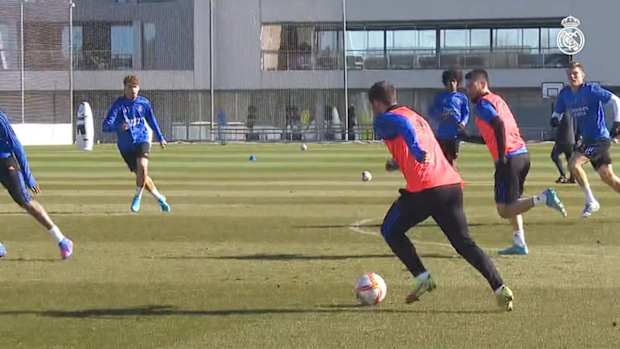Toni Kroos in the preparations for the cup match