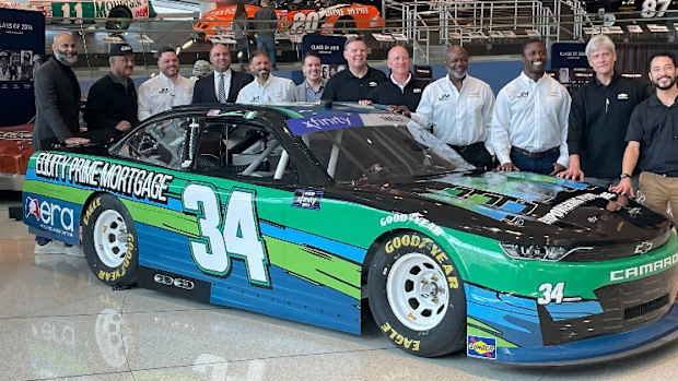 jesse iwuji 2022 xfinity car pic