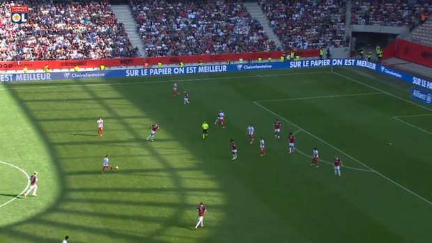 Aouar's superb strike against Nice