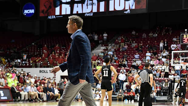 Nate Oats Departs After Second Technical Foul - 02.16.22