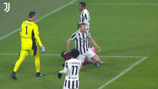 Best of Matthijs de Ligt in 2021-22