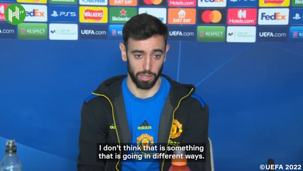 Fernandes discredits rumours about dressing-room divisions