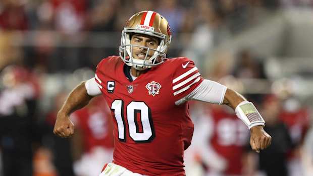 Jimmy-Garoppolo-waving-arms-scaled