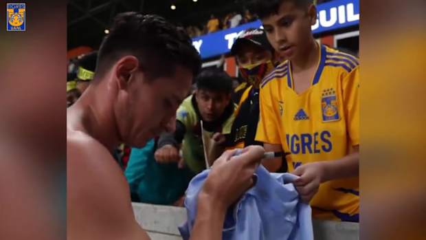 Thauvin's lovely action with Tigres fan in Houston