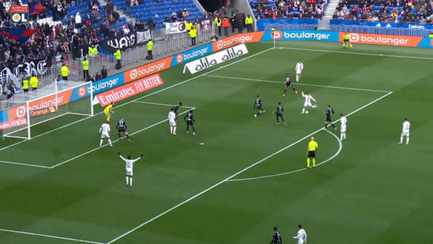 Tetê's first Olympique Lyonnais goal