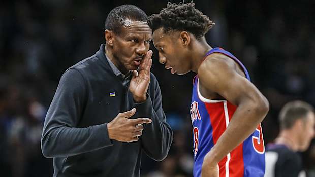 dwane casey saben lee