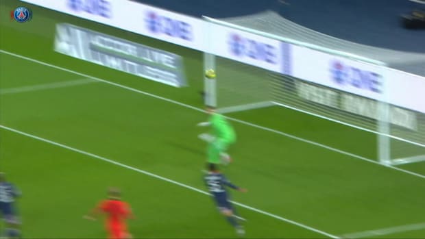 080422-PSG-DONNARUMMA-BEST-SAVES