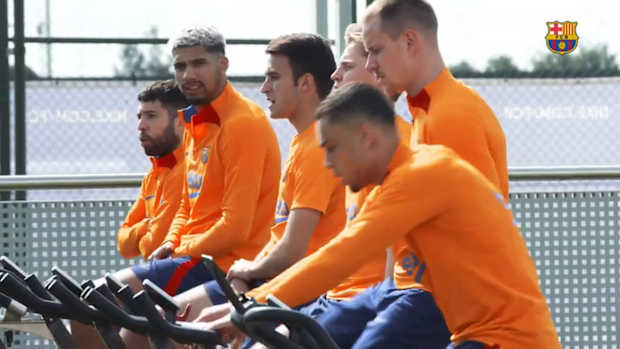 Umtiti rejoins FC Barcelona training before facing Cádiz