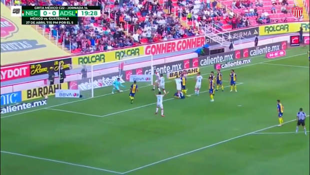 Atletico San Luis goalkeeper's awful howler against Necaxa