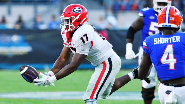 Georgia Bulldogs linebacker Nakobe Dean (17) almost intercepts a late fourth quarter Florida pass near the end zone. The Florida Gators fell to the Georgia Bulldogs 34 to 7.in Jacksonville, Florida Saturday, October 30, 2021.
