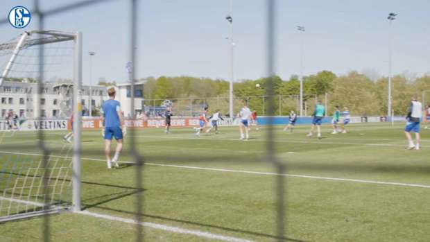 Schalke stars prepare for St.Pauli clash