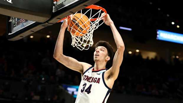 chet holmgren dunk