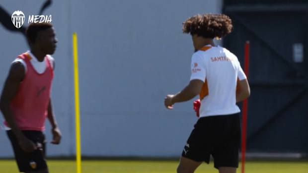 Valencia’s last training before trip to Bilbao