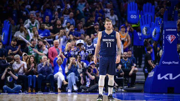 Luka Doncic, Dallas Mavericks, Phoenix Suns